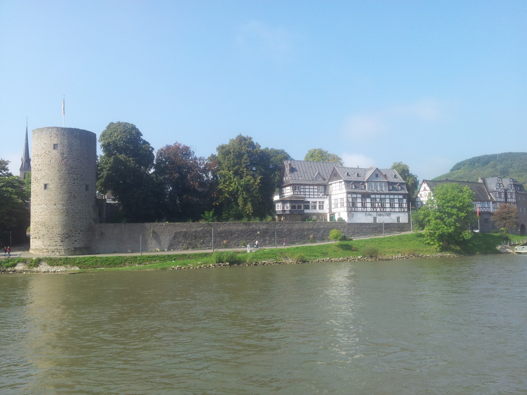 Königstuhl zu Rhens mit Hexenturm